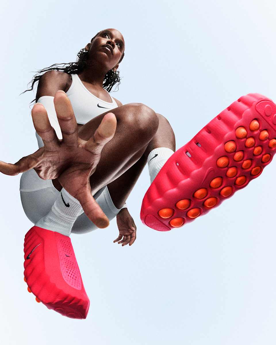 Nike Mind 001